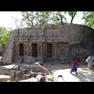 Die Thirumoorthi-Höhle